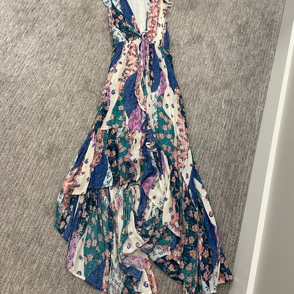 Hi-Lo Vici Maxi Dress - SMALL